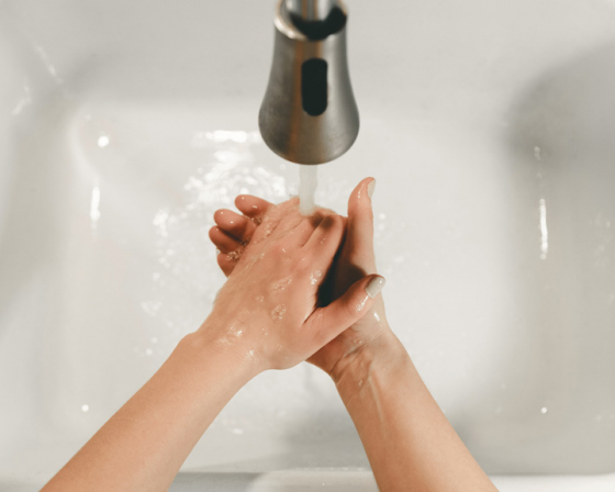 شستن دست برای جلوگیری از بیماری کرونا
